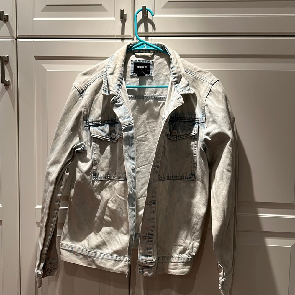 Light wash Denim Jacket